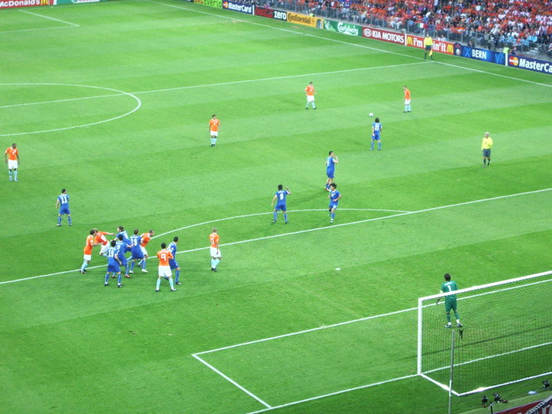 Datei:NL-IT-Bern-Voetbal-09-06-08.JPG